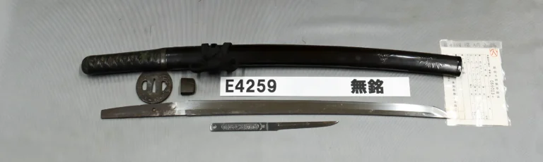 E4259【拵付脇差】無銘（室町時代末期）