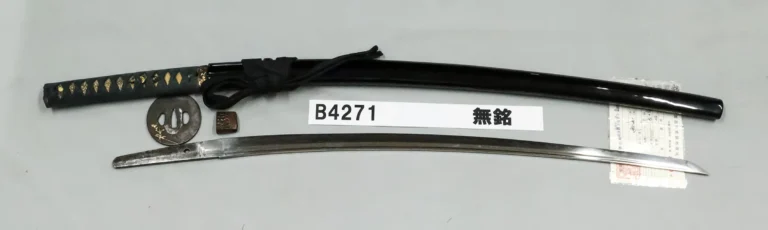 B4271【拵付刀】無銘（室町時代末期）